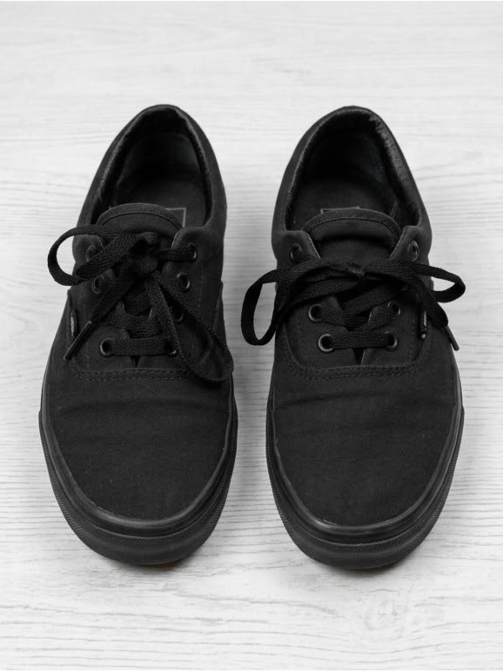 Vans Doheny Low Top Canvas Sneakers Triple Black Womens Size 7.5 Skate Shoes